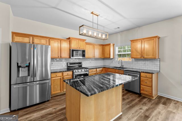 202 Summergate Lane, Villa Rica, GA 30180