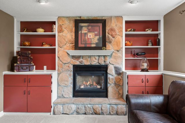7419 52nd Street N, Oakdale, MN 55128