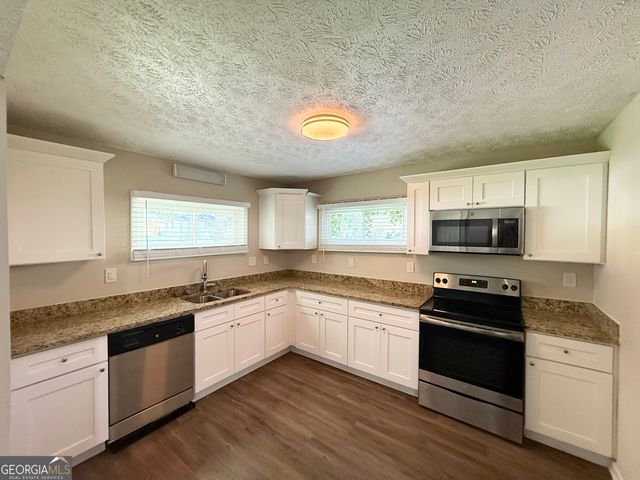 2792 Plantation Drive, Atlanta, GA 30344