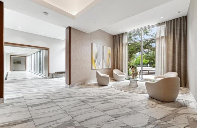 3333 Allen Parkway 1607, Houston, TX 77019