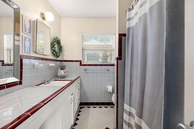 1110 Sulphur Street, Houston, TX 77034