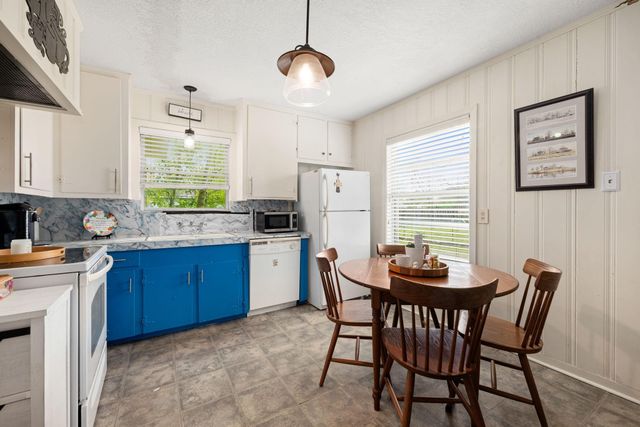 1110 Sulphur Street, Houston, TX 77034