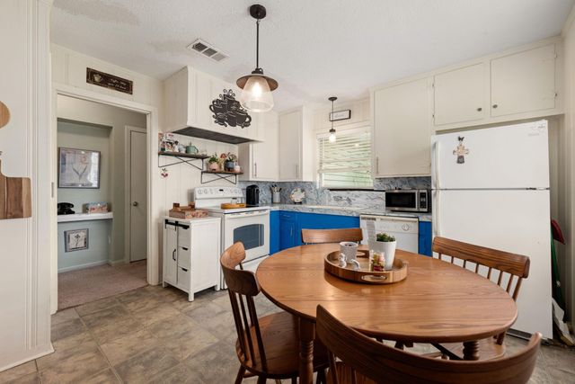 1110 Sulphur Street, Houston, TX 77034