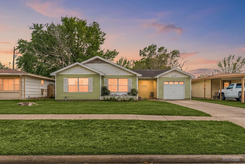 1110 Sulphur Street, Houston, TX 77034