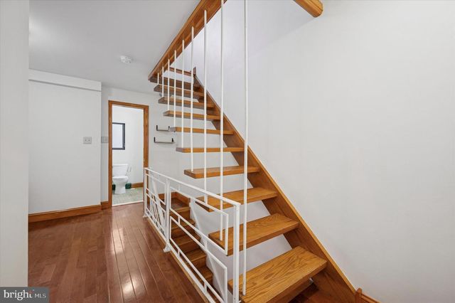 2443 OLIVE ST, Philadelphia, PA 19130