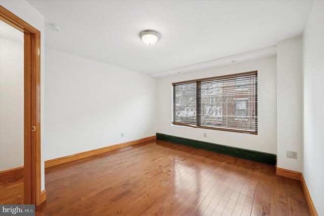 2443 OLIVE ST, Philadelphia, PA 19130