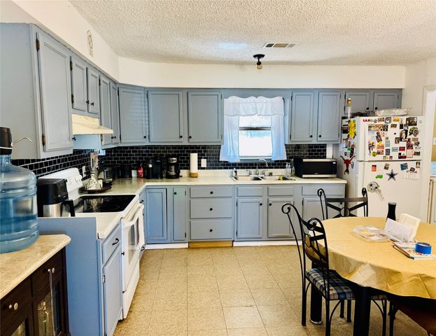 2640 Cypress Avenue, Dallas, TX 75227