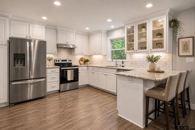 3416 Timberlane Drive, Tyler, TX 75701