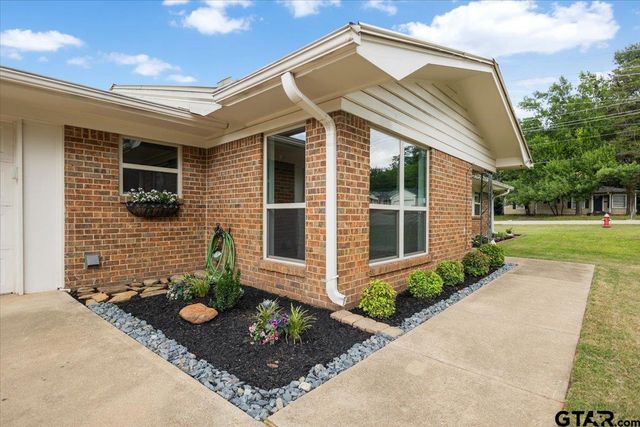 3416 Timberlane Drive, Tyler, TX 75701