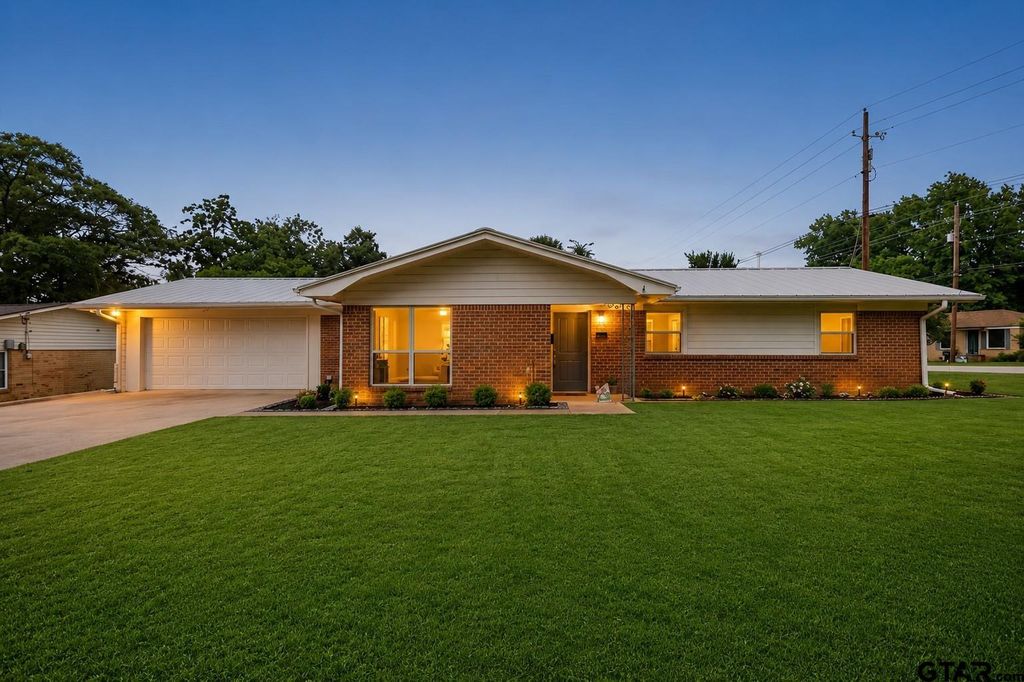 3416 Timberlane Drive, Tyler, TX 75701