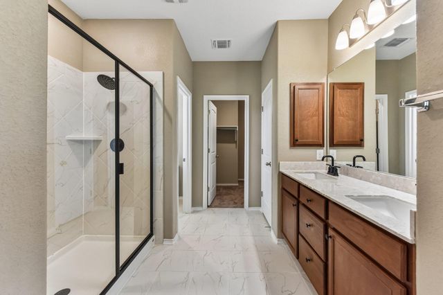 1922 Dragonfly LOOP, Bastrop, TX 78602