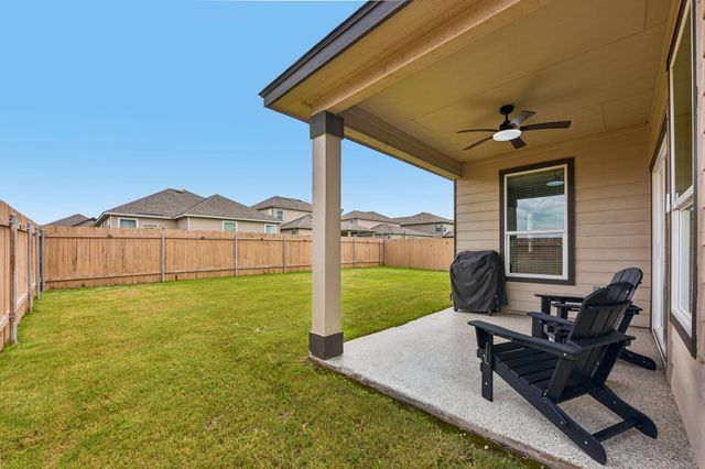 1922 Dragonfly LOOP, Bastrop, TX 78602