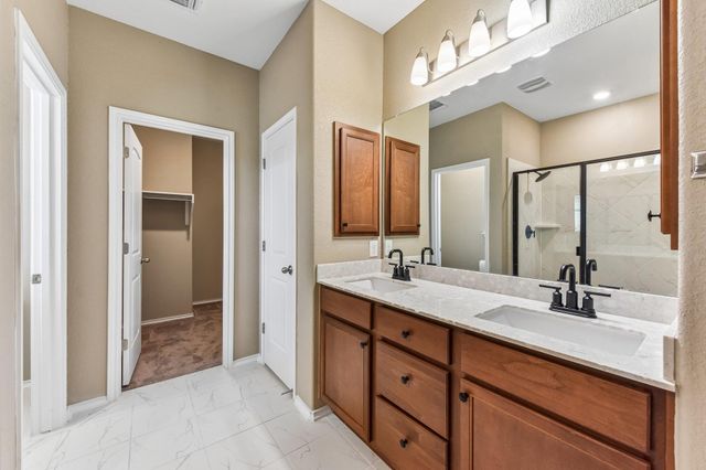 1922 Dragonfly LOOP, Bastrop, TX 78602