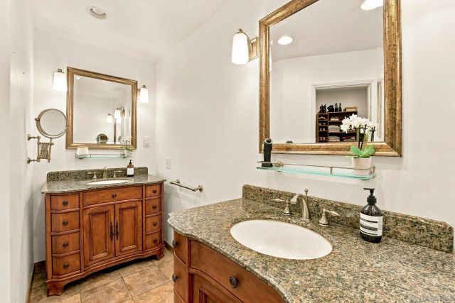 1954 Oak View Rd, Alpine, CA 91901