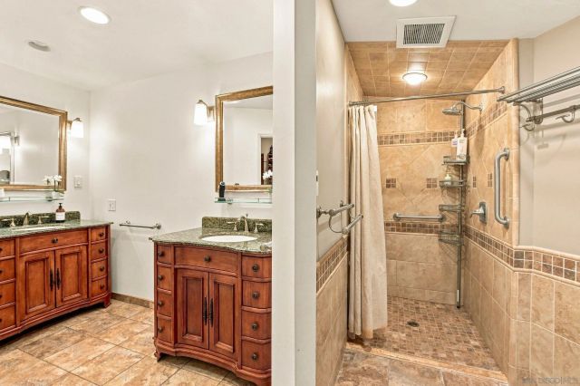 1954 Oak View Rd, Alpine, CA 91901