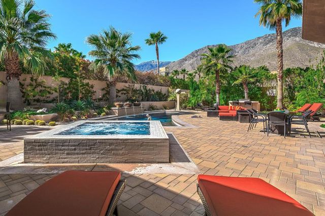 333 Lautner Lane, Palm Springs, CA 92264