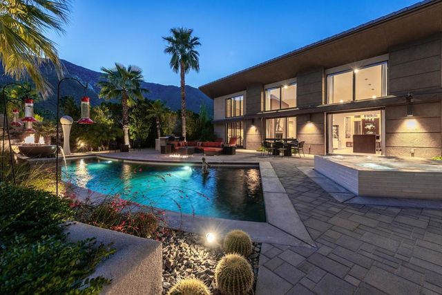 333 Lautner Lane, Palm Springs, CA 92264