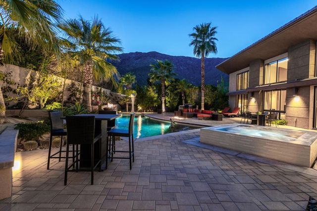 333 Lautner Lane, Palm Springs, CA 92264