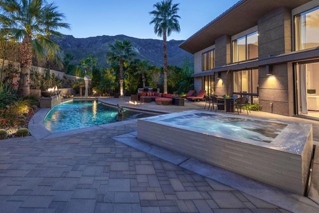 333 Lautner Lane, Palm Springs, CA 92264