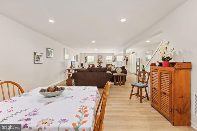 6036 AVERY POINT DR, Fredericksburg, VA 22406