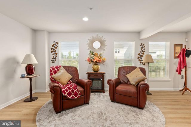 6036 AVERY POINT DR, Fredericksburg, VA 22406