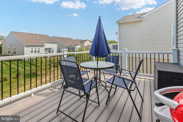 6036 AVERY POINT DR, Fredericksburg, VA 22406