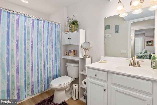6036 AVERY POINT DR, Fredericksburg, VA 22406