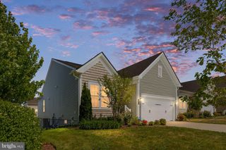 6036 AVERY POINT DR, Fredericksburg, VA 22406