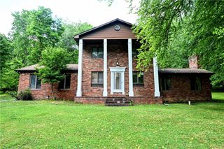 711 Dutch Hill Rd, South Fayette, PA 15071