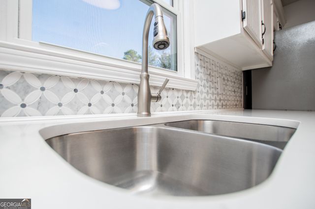 1405 Burwell Road, Carrollton, GA 30117