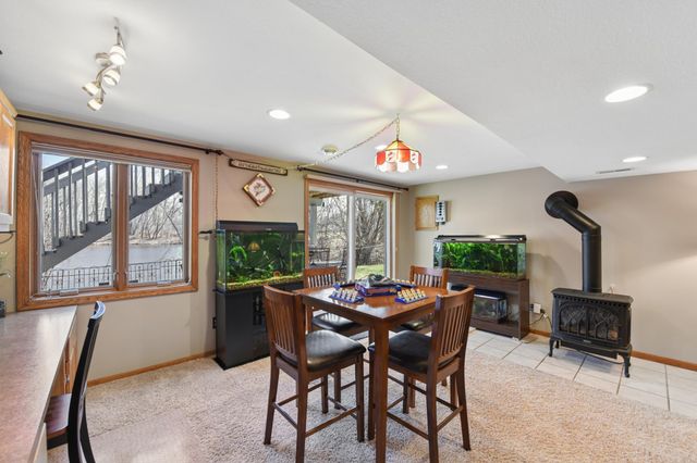 4023 Hadley Avenue N, Oakdale, MN 55128