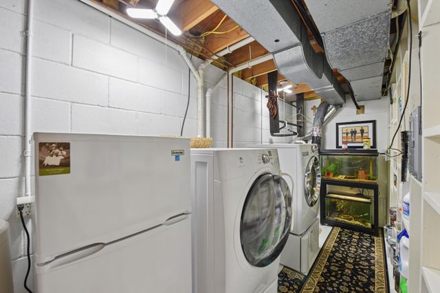 4023 Hadley Avenue N, Oakdale, MN 55128