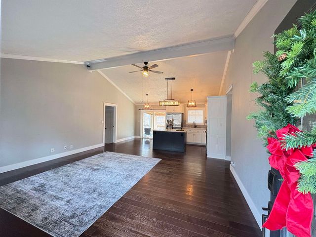 7 Odessa Drive, Cherokee Village, AR 72529