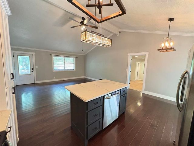 7 Odessa Drive, Cherokee Village, AR 72529