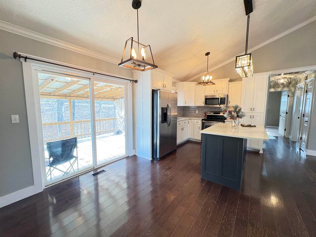 7 Odessa Drive, Cherokee Village, AR 72529