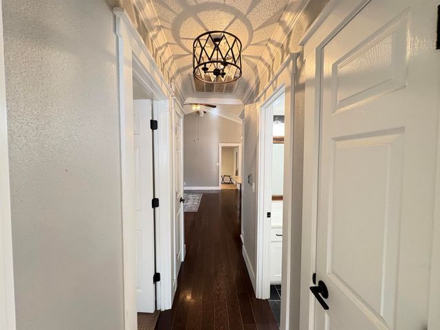 7 Odessa Drive, Cherokee Village, AR 72529