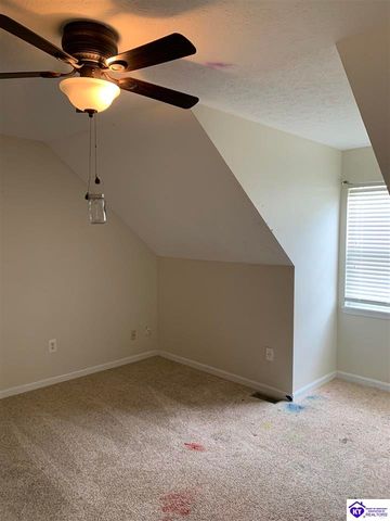 128 Whisbrook Avenue, Vine Grove, KY 40175
