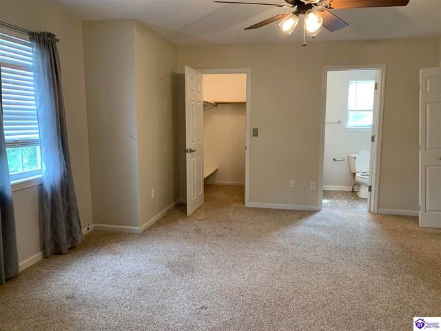 128 Whisbrook Avenue, Vine Grove, KY 40175
