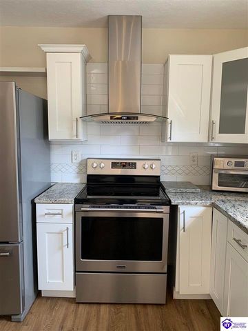 128 Whisbrook Avenue, Vine Grove, KY 40175