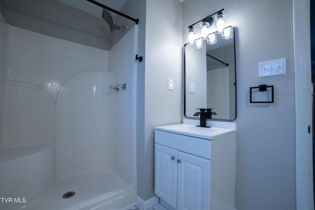 681 Princeton Road, Johnson City, TN 37601