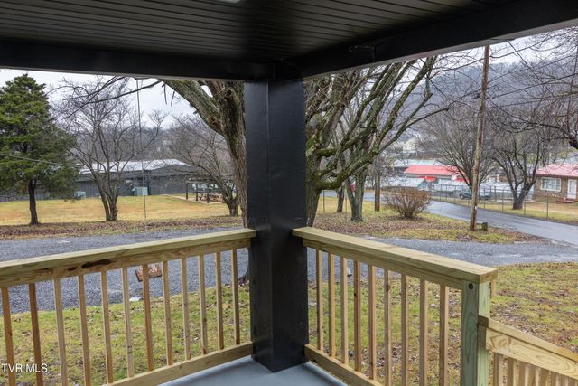 681 Princeton Road, Johnson City, TN 37601