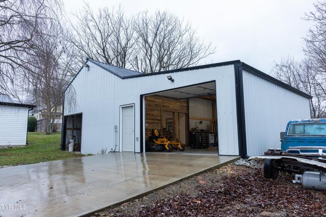 681 Princeton Road, Johnson City, TN 37601