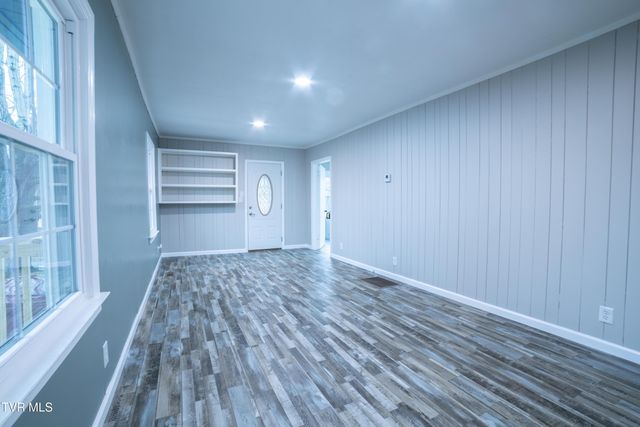 681 Princeton Road, Johnson City, TN 37601