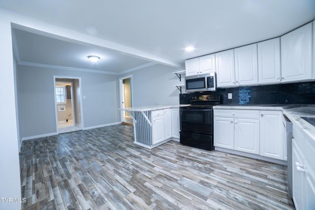 681 Princeton Road, Johnson City, TN 37601