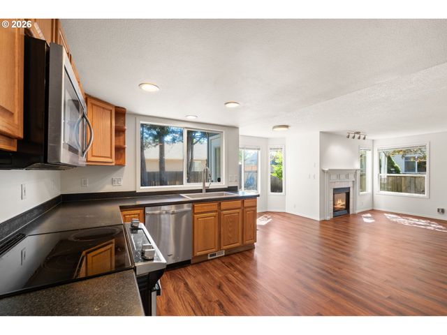 2303 Se 184TH Ave, Vancouver, WA 98683