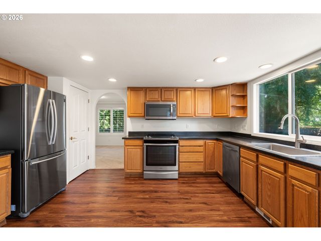 2303 Se 184TH Ave, Vancouver, WA 98683