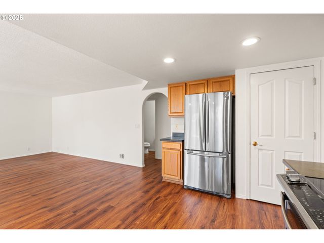 2303 Se 184TH Ave, Vancouver, WA 98683