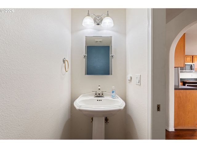 2303 Se 184TH Ave, Vancouver, WA 98683