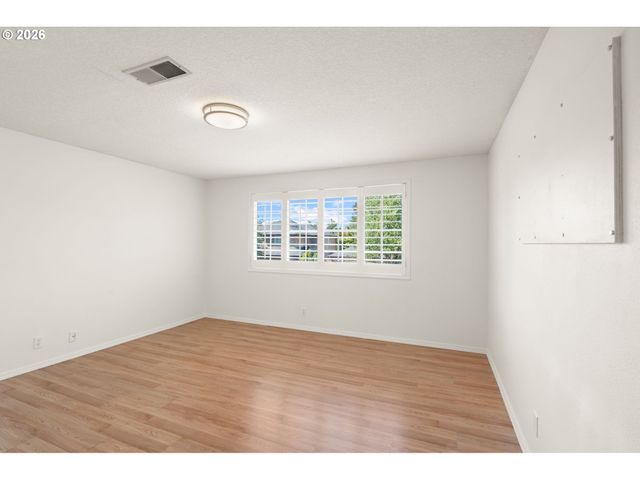 2303 Se 184TH Ave, Vancouver, WA 98683