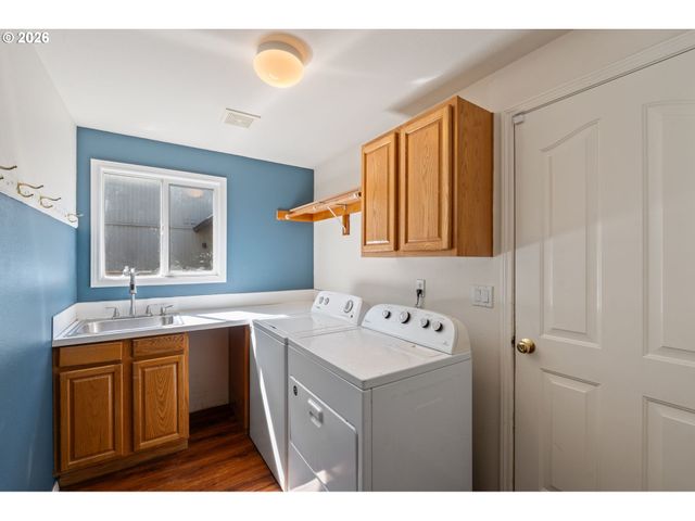 2303 Se 184TH Ave, Vancouver, WA 98683